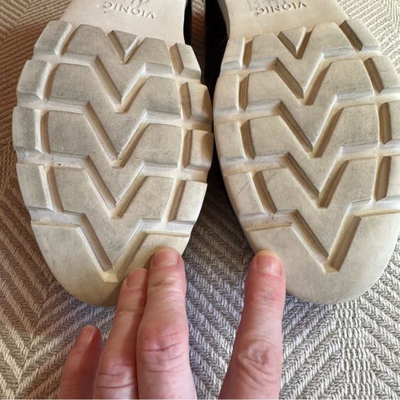 Vionic Women's Kensley Loafer Leather, Black,‎ Size 10 - Picture 7 of 16